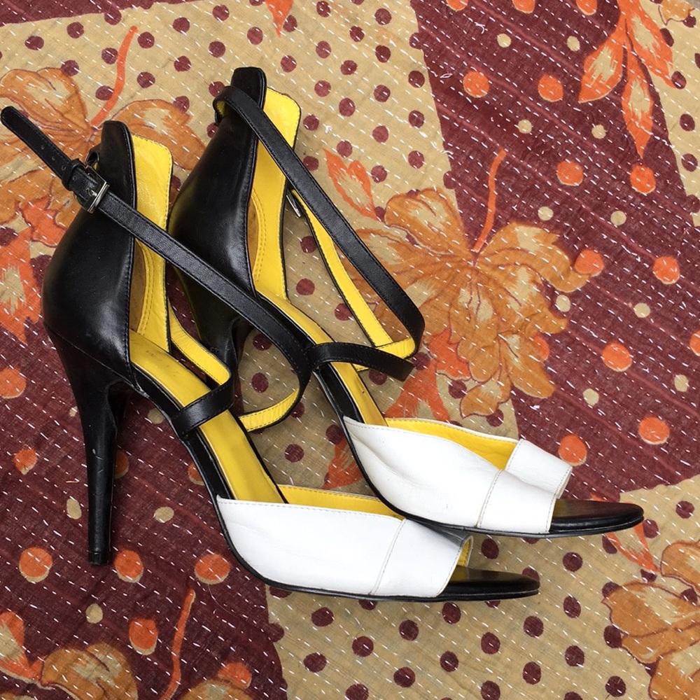 Nine West heels, with straps, size 9.5. - Picture 7 of 10